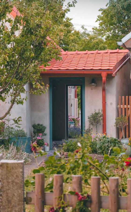 Vila Domecek Na Kvetinovem Statku Zdice Exteriér fotografie